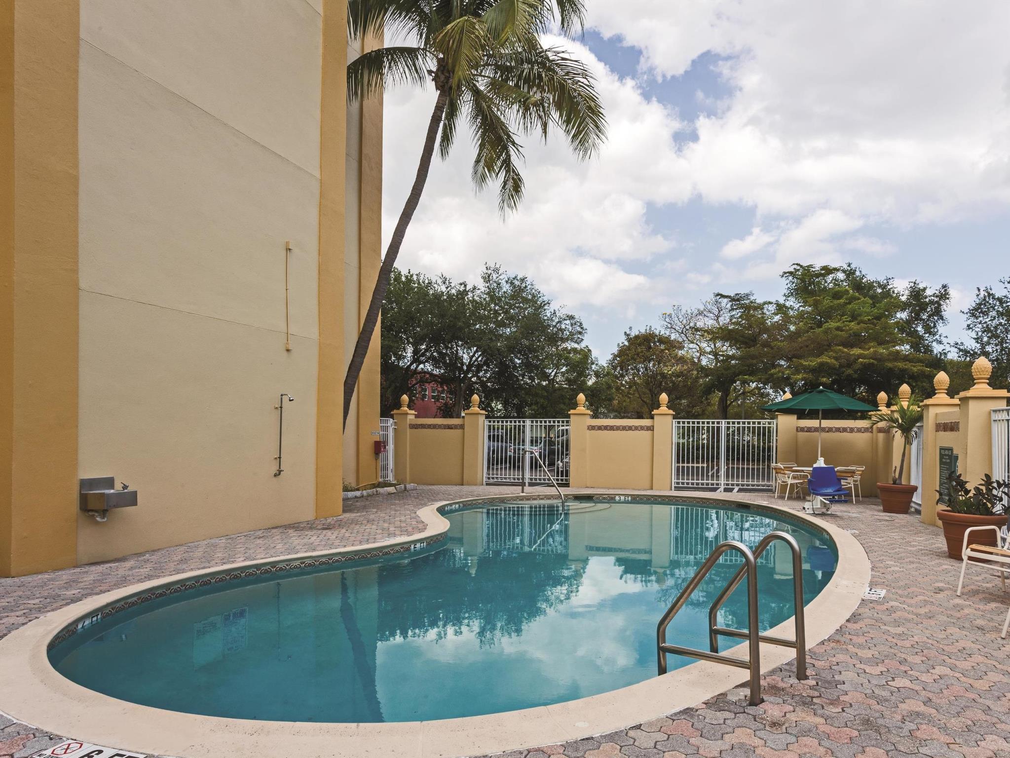 La Quinta By Wyndham West Palm Beach Airport Exterior foto